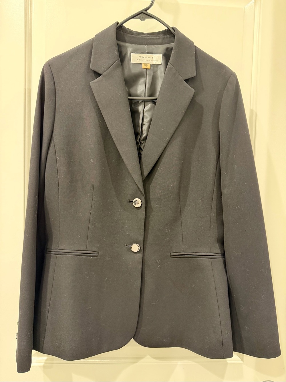 Tahari Levine Black Classic Two-Button Women's Blazer